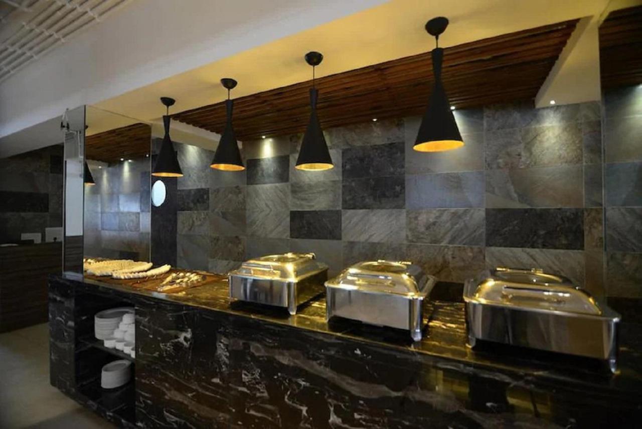 Sunkissed Premium, Goa By Wsi, Calangute Beach Екстериор снимка